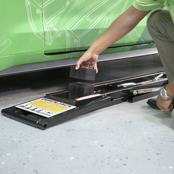 QuickJack 5000TL 5,000lb Portable Car Lift with 110V Power Unit