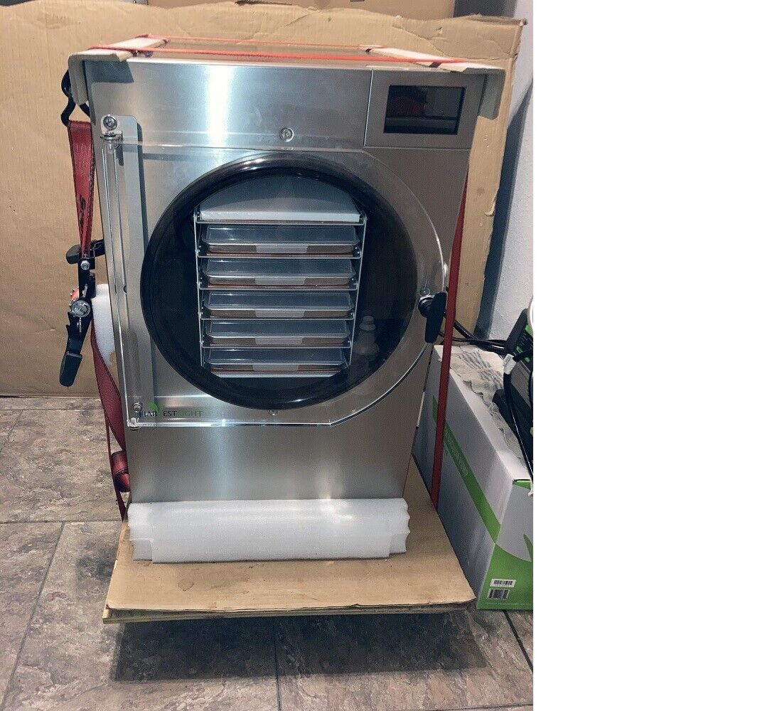 Harvest Right Freeze Dryer - Large - Stainless Steel - with 2 sets of trays\lids