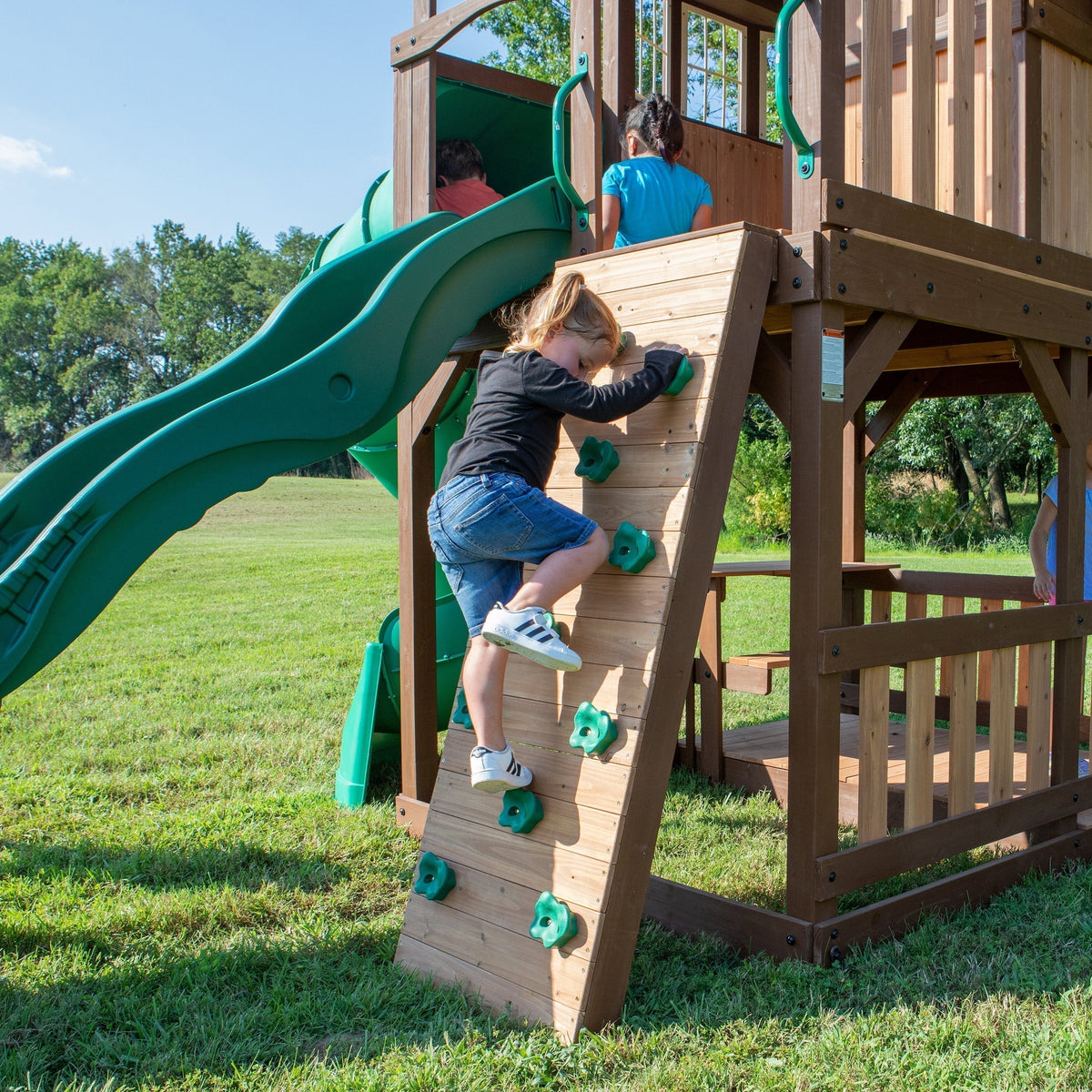 Skyfort With Tube Slide
