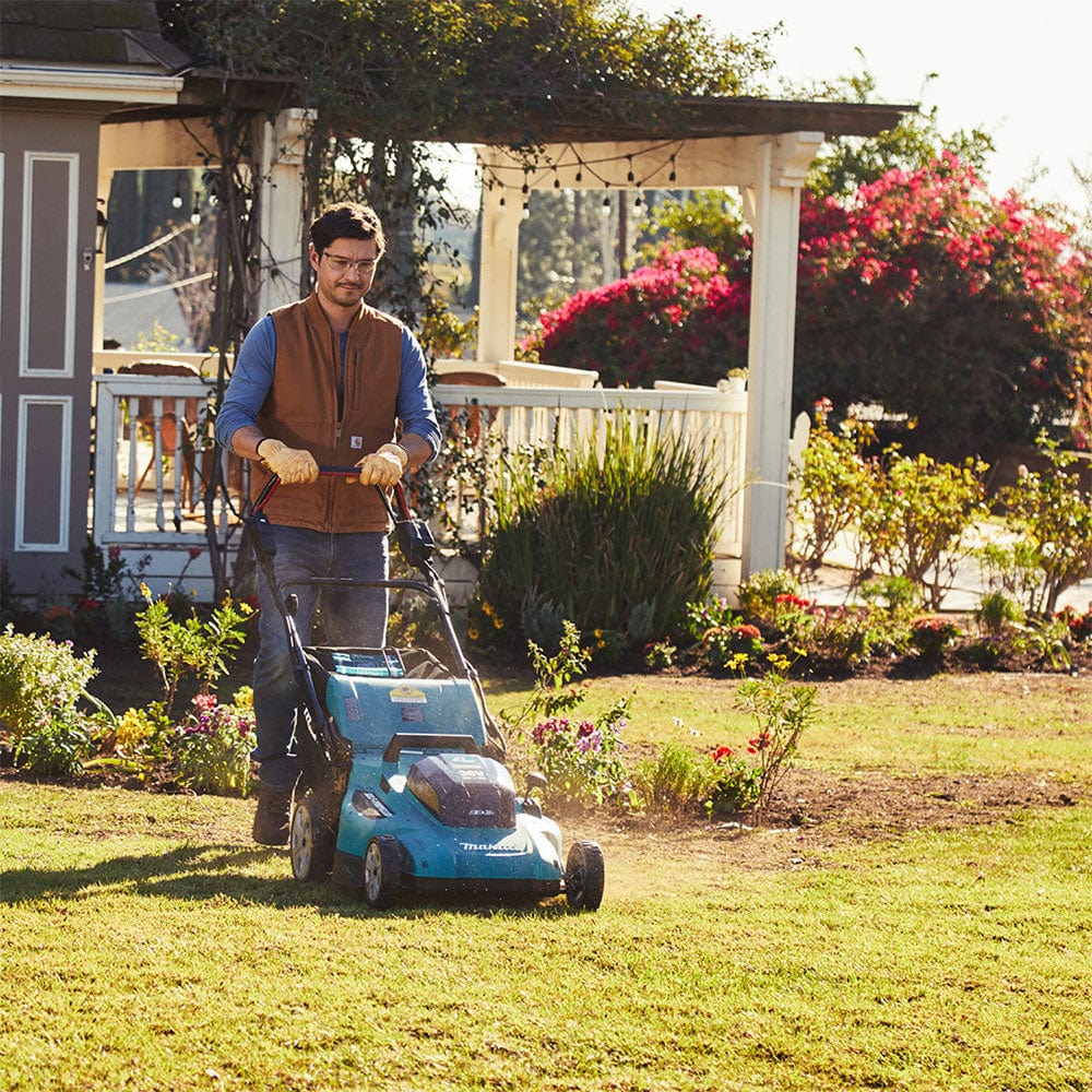 Makita XML11CT1 36V (18V X2) LXT 21" Walk Behind Self-Propelled Lawn Mower Kit
